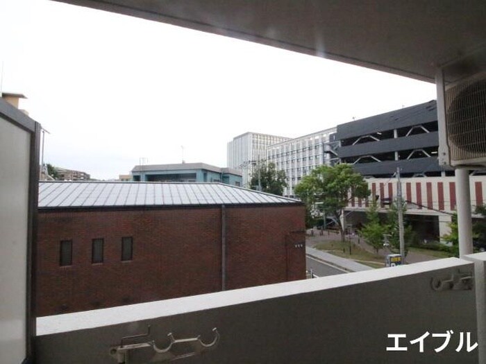 物件内観写真22　(室内からの展望)