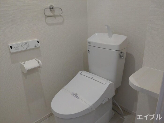 物件内観写真11　(トイレ)