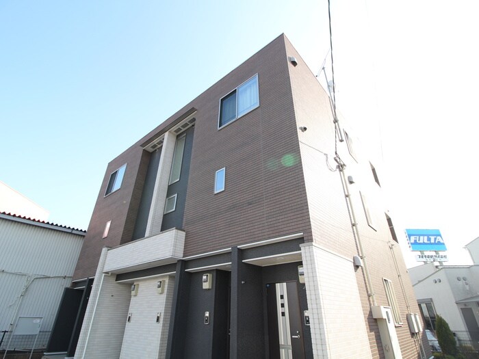 物件外観写真1　(外観写真)