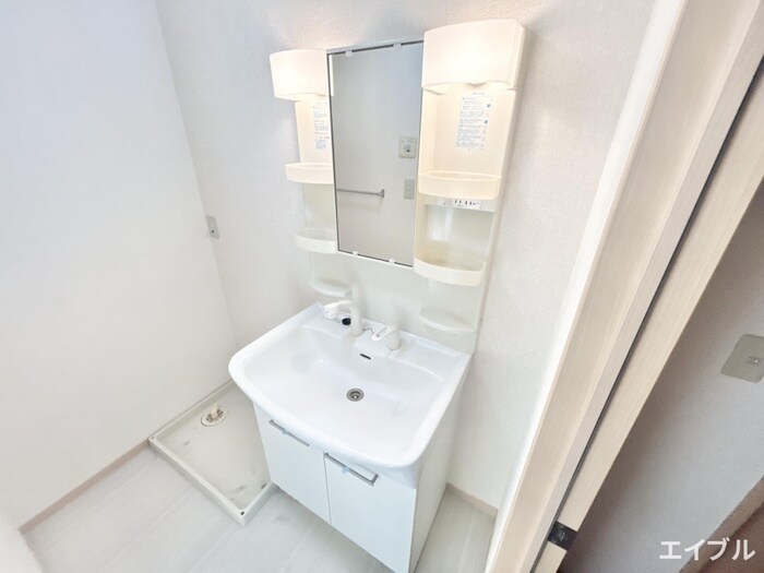 物件内観写真13　(洗面)