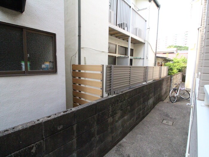 物件内観写真21　(室内からの展望)