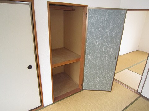 物件内観写真16　(収納)