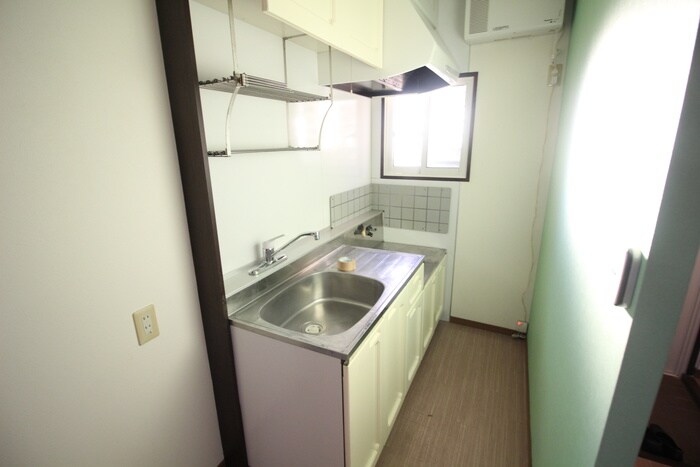 物件内観写真4　(キッチン)