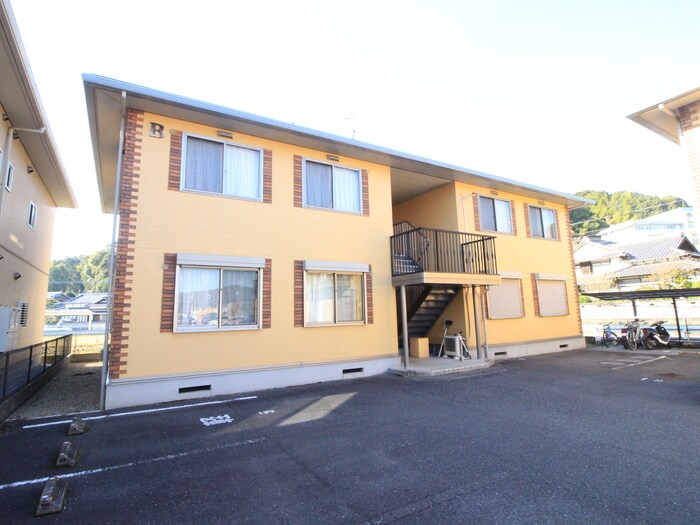 物件外観写真5　(外観写真)