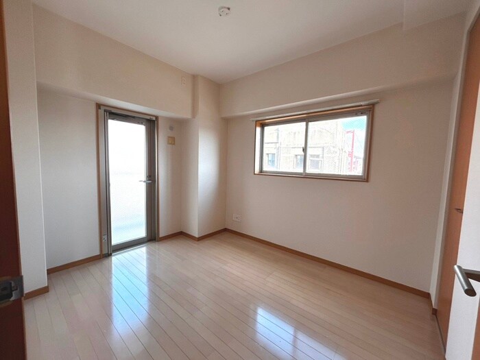 物件内観写真16　(居室)