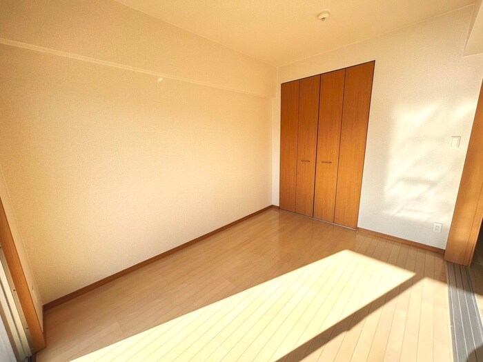 物件内観写真18　(居室)