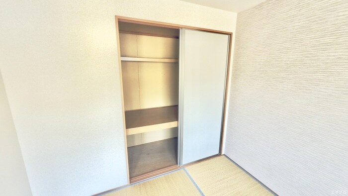 物件内観写真10　(収納)
