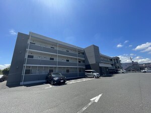 ラ・フィーエ上曽根外観写真