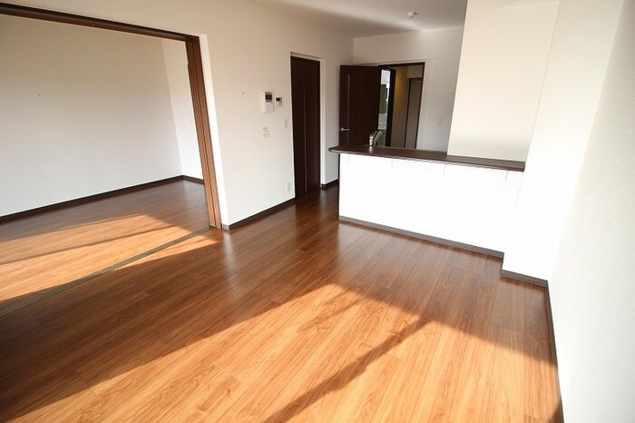 物件内観写真6　(居室)