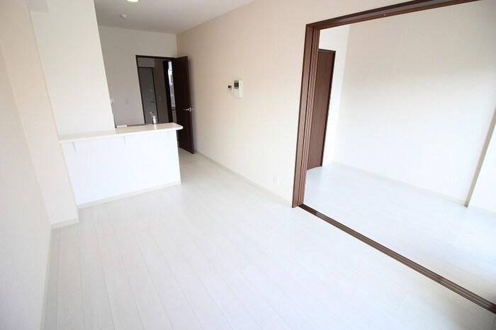 物件内観写真6　(居室)