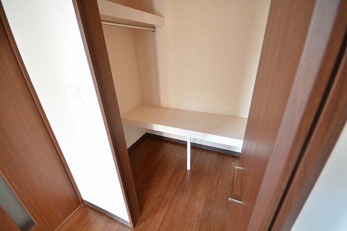 物件内観写真10　(収納)
