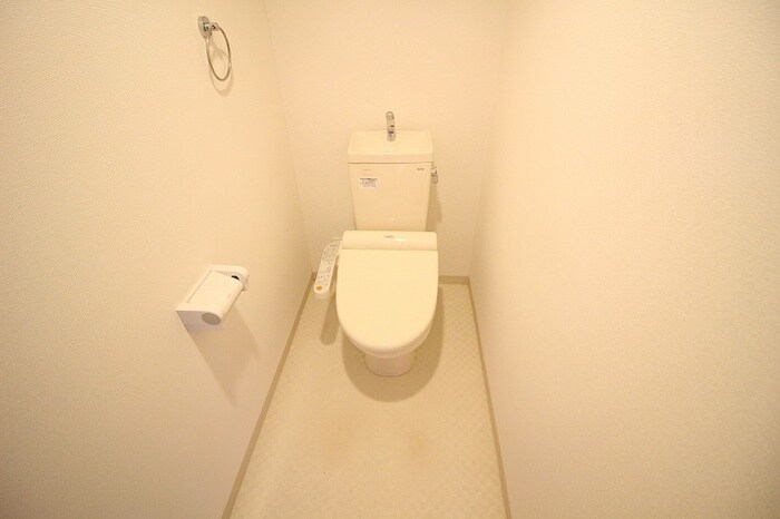 物件内観写真11　(トイレ)