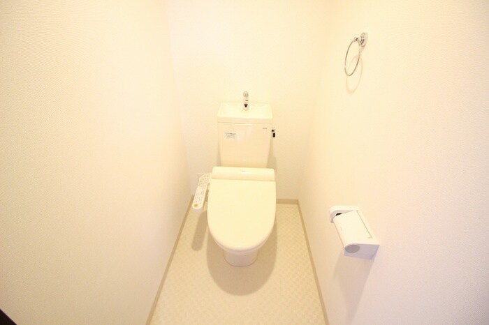 物件内観写真12　(トイレ)