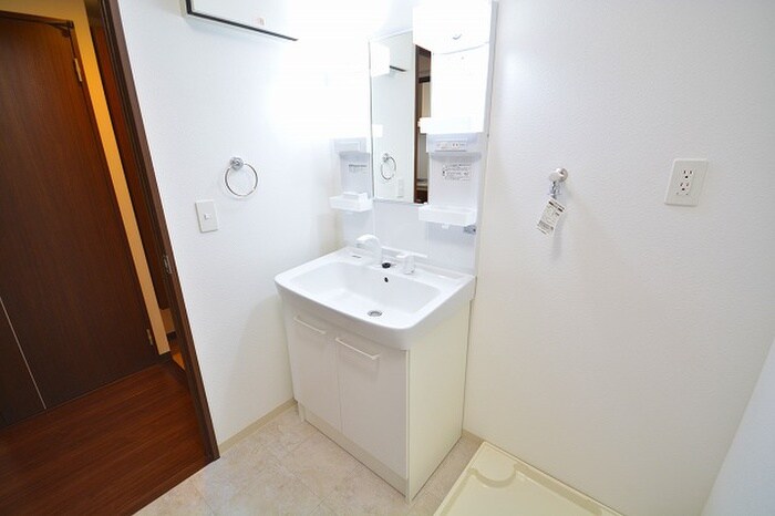 物件内観写真13　(洗面)