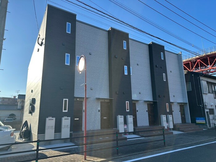 物件外観写真1　(外観写真)