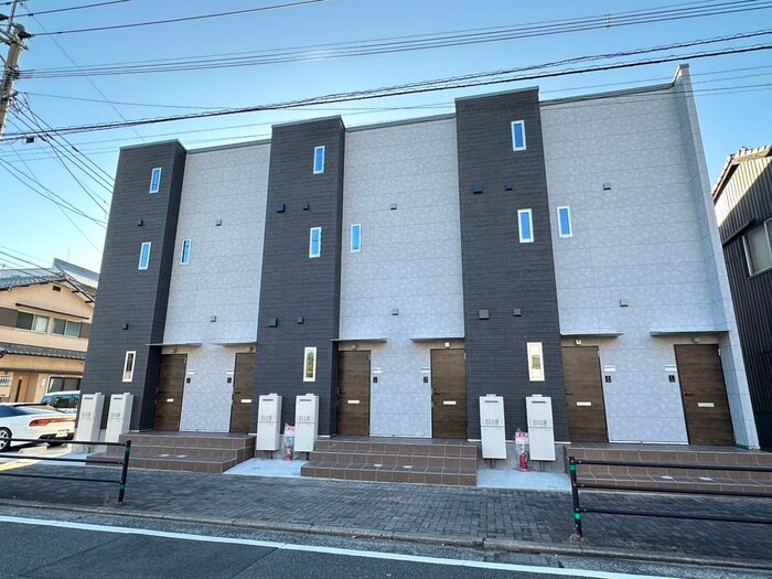 物件外観写真5　(外観写真)