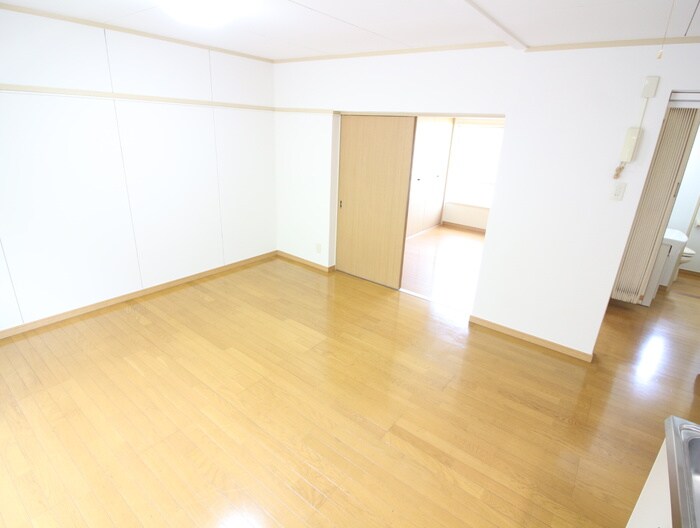 物件内観写真5　(居室)