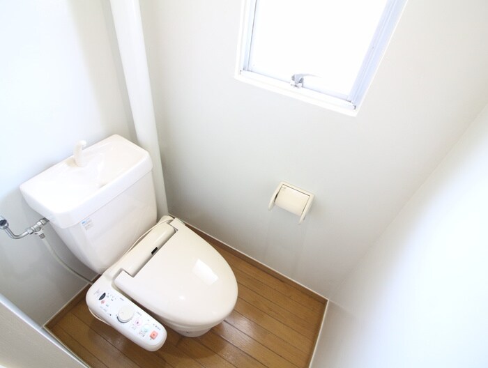 物件内観写真8　(トイレ)