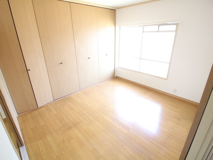 物件内観写真10　(居室)