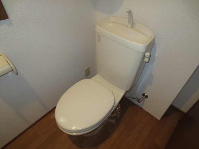 物件内観写真11　(トイレ)