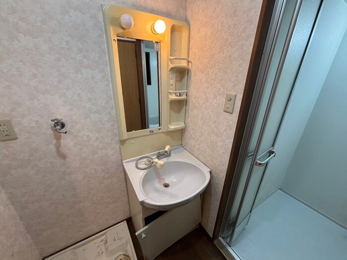 物件内観写真11　(洗面)