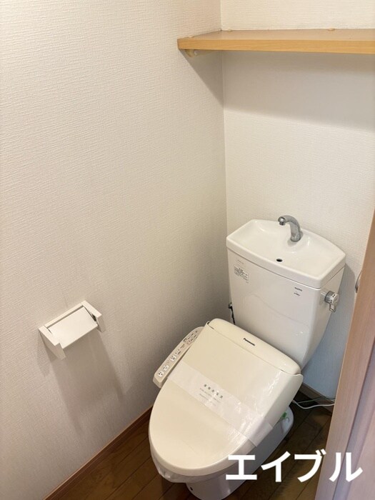 物件内観写真12　(トイレ)