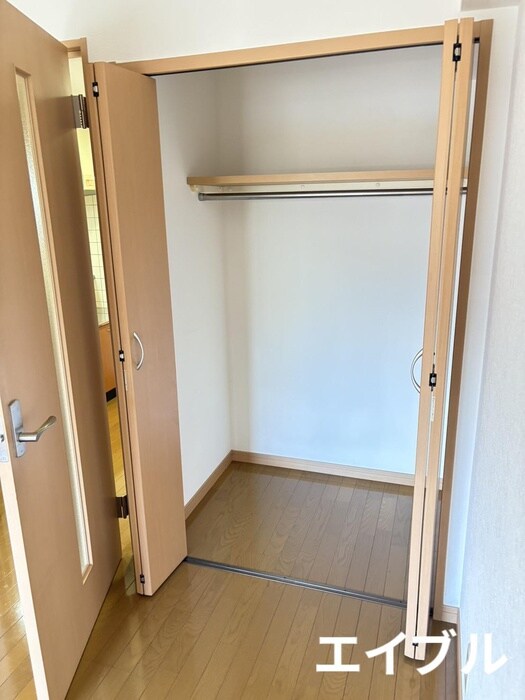 物件内観写真14　(収納)
