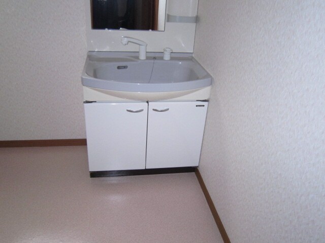 物件内観写真5　(洗面)