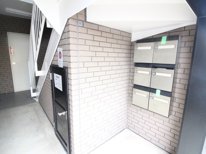 物件外観写真6　(建物設備)