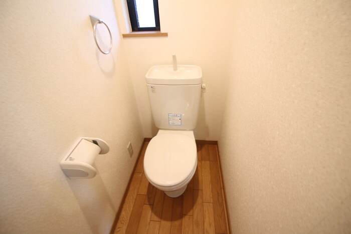 物件内観写真16　(トイレ)