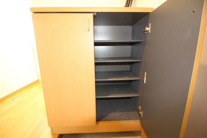 物件内観写真18　(靴箱)