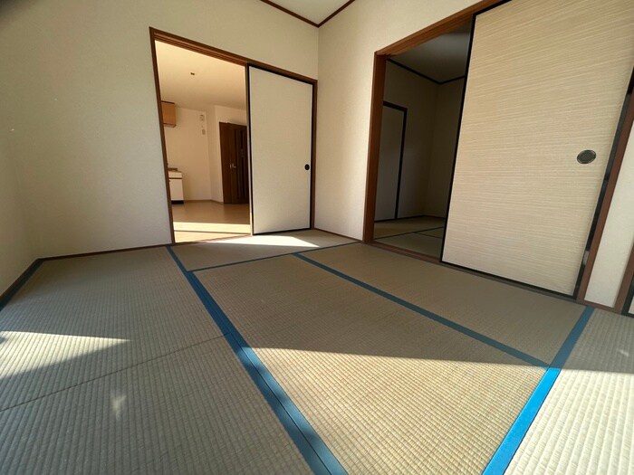 物件内観写真8　(居室)