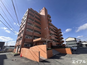 サンヒルズマンション外観写真