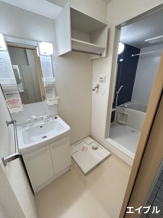 物件内観写真11　(洗面)