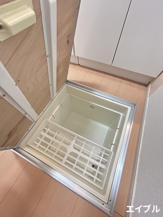 物件内観写真16　(収納)