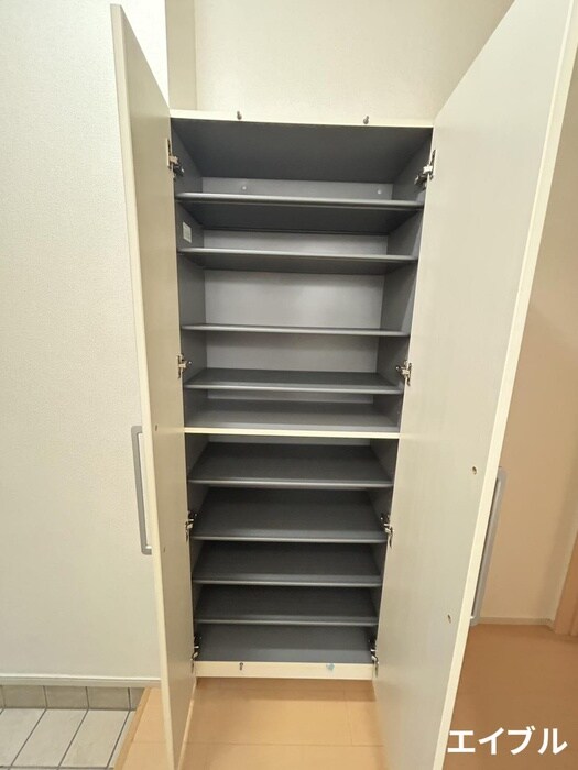 物件内観写真17　(靴箱)