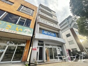 インカムビル外観写真