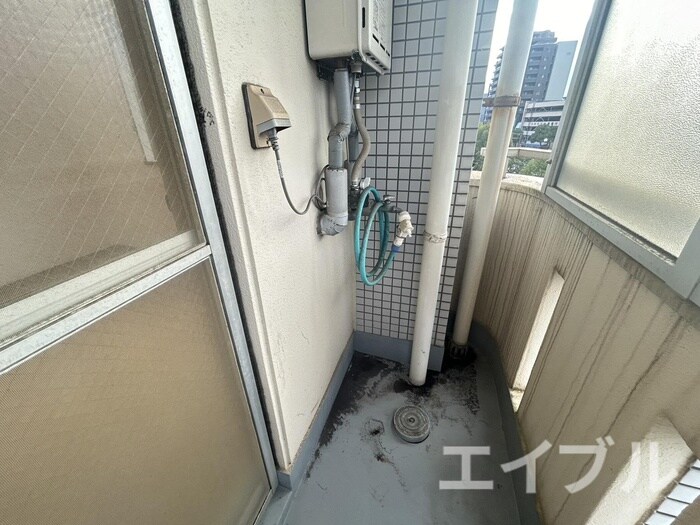 物件内観写真13　(洗濯機置場)