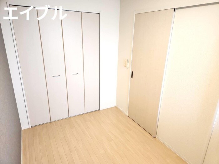 物件内観写真18　(居室)