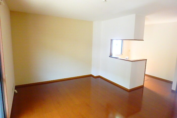 物件内観写真4　(居室)