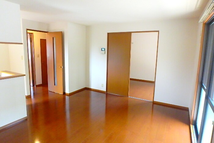 物件内観写真5　(居室)