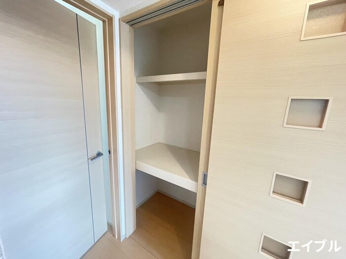 物件内観写真16　(収納)