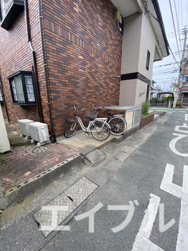 駐輪場