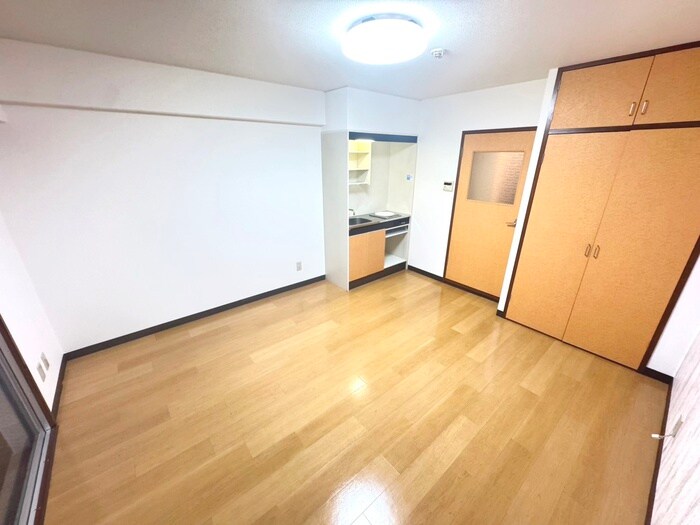 物件内観写真6　(居室)