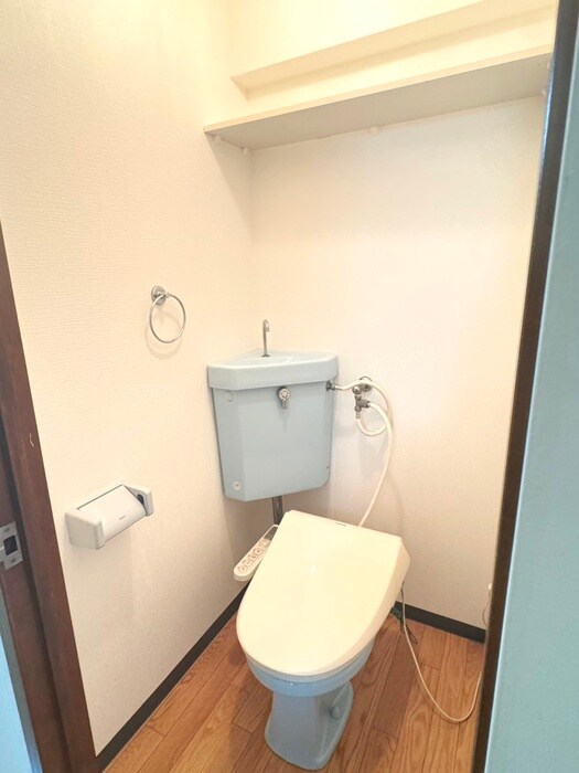 物件内観写真9　(トイレ)