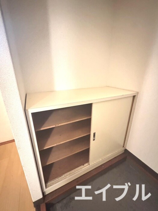 物件内観写真12　(靴箱)