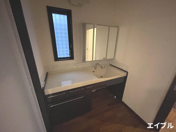 物件内観写真11　(洗面)