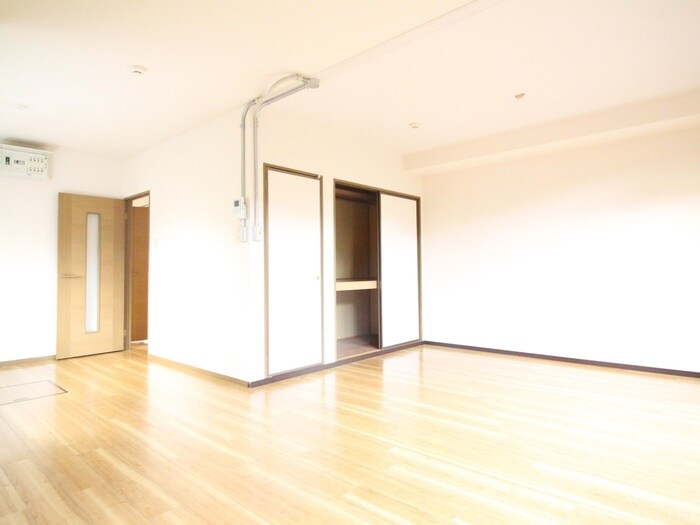 物件内観写真15　(居室)