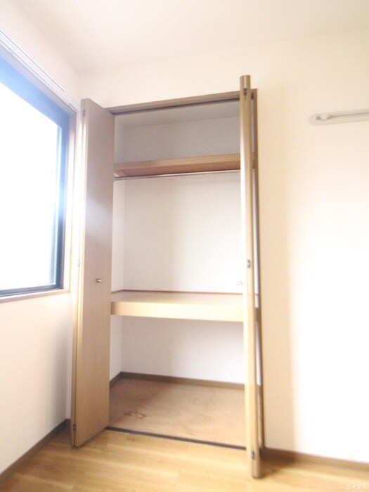 物件内観写真19　(居室)