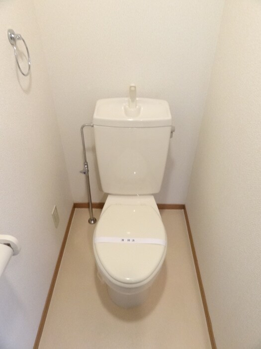 物件内観写真9　(トイレ)